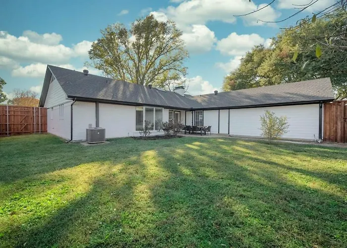 Charming 5Bd-3Ba In The Heart Of Plano -Sleeps 10